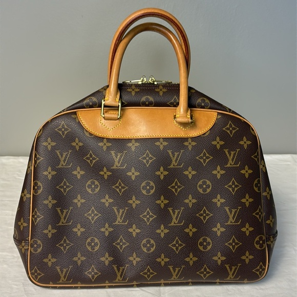 Louis Vuitton Monogram Canvas Deauville Bag - Picture 5 of 11